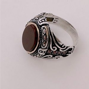 925 Silver stunning ring red oval stone